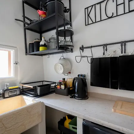 아파트 Guesthost - Terrazze Pomes 오스투니