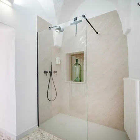 Le Perle 53 Sea View Terrace Flat *